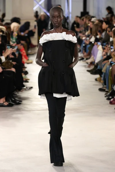 Look 2